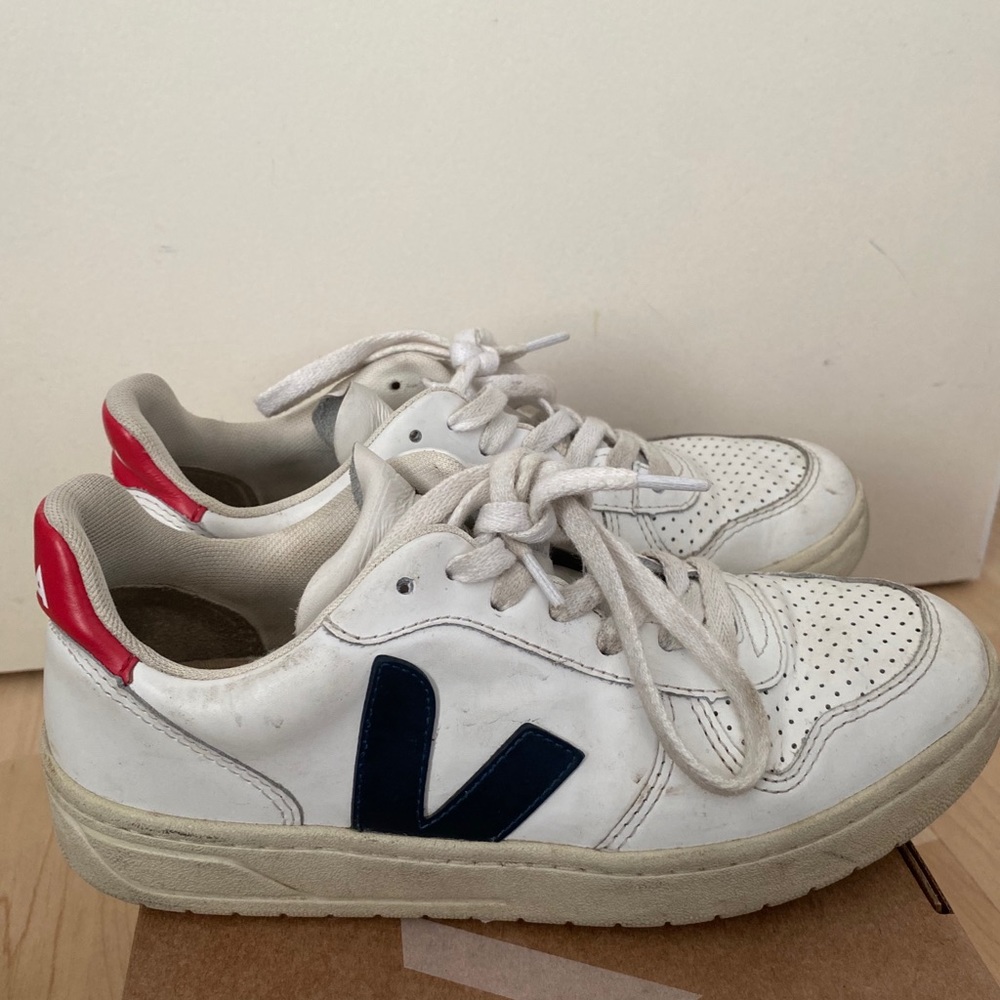 Women’s veja sneakers